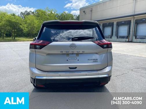 2024 Nissan Rogue Platinum