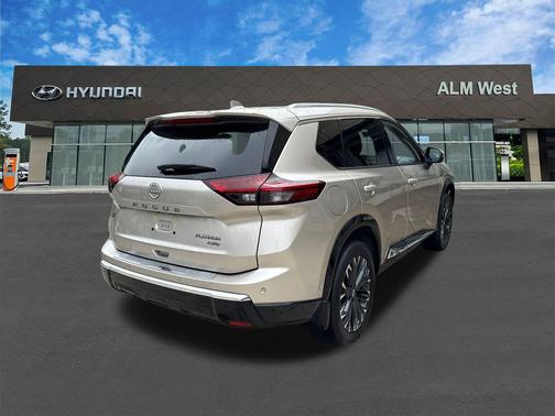 2024 Nissan Rogue Platinum