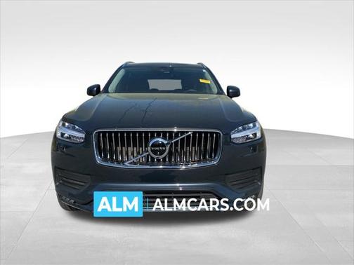 2022 Volvo XC90 T5 Momentum