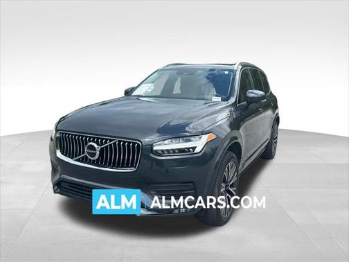 2022 Volvo XC90 T5 Momentum