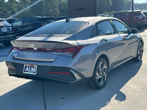 2025 Hyundai ELANTRA Sport