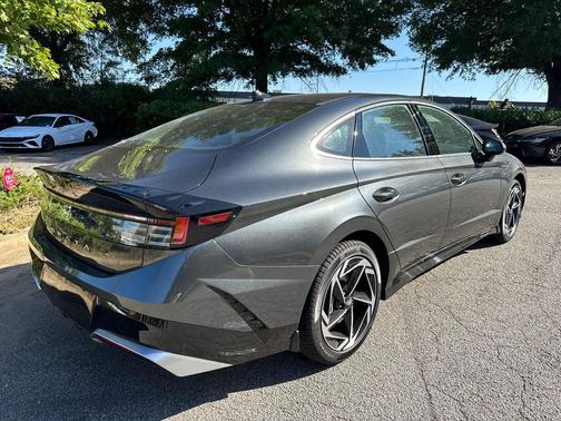 2026 Hyundai SONATA SEL
