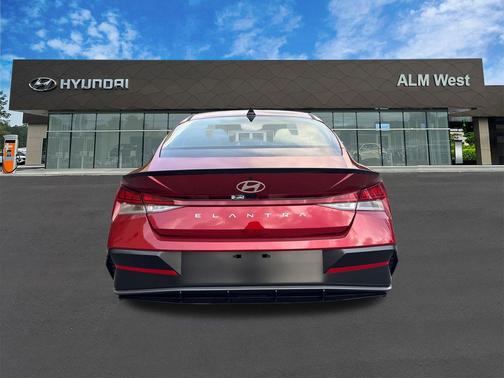 2026 Hyundai ELANTRA Sport