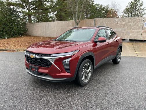 2025 Chevrolet Trax LT