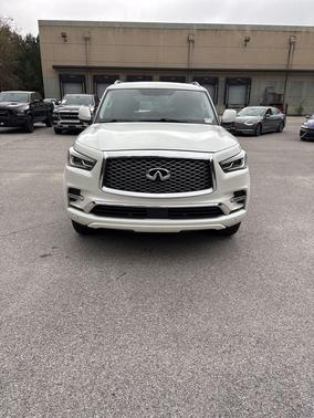 2018 INFINITI QX80 Base