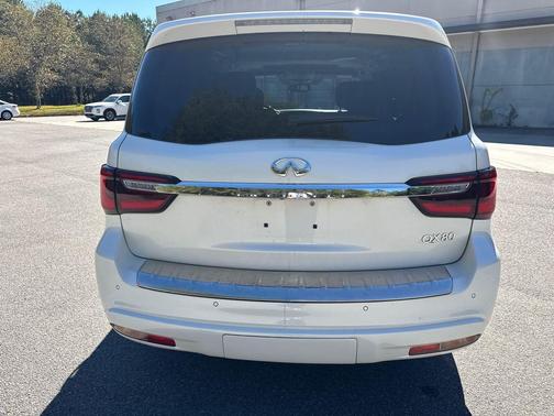 2018 INFINITI QX80 Base