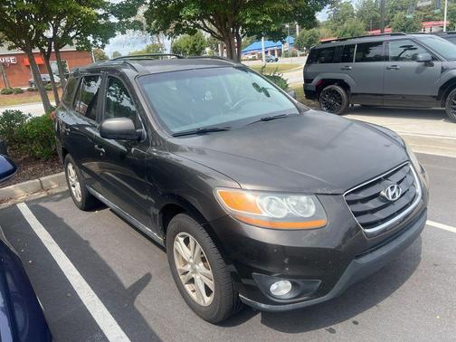 2011 Hyundai SANTA FE SE
