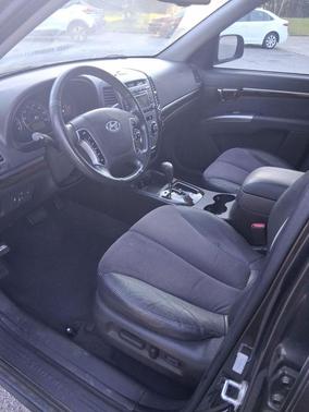 2011 Hyundai SANTA FE SE