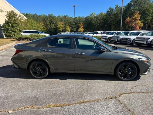 2026 Hyundai ELANTRA Sport