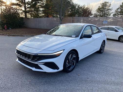 2025 Hyundai ELANTRA Sport