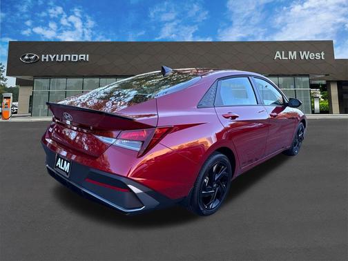 2026 Hyundai ELANTRA Sport