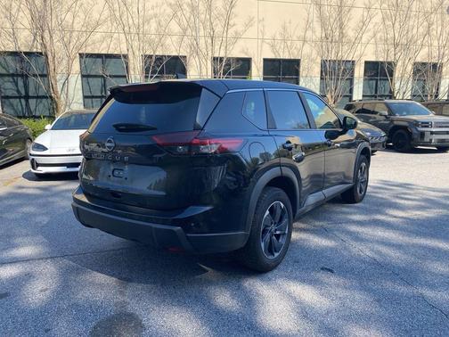 2025 Nissan Rogue SV
