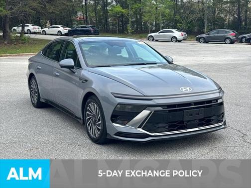 2024 Hyundai SONATA Hybrid Limited