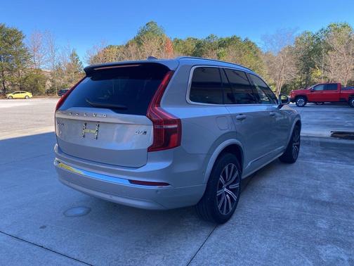 2025 Volvo XC90 B6 Plus 7-Seater