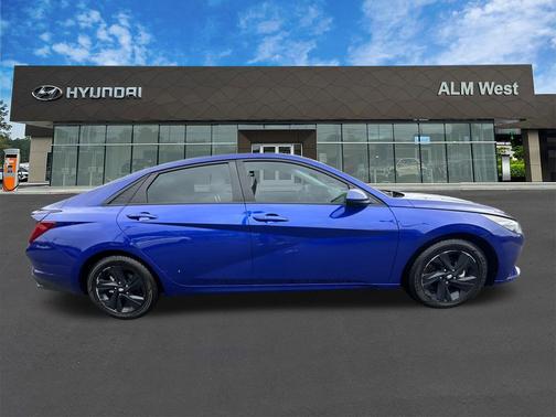 2023 Hyundai ELANTRA HEV Blue