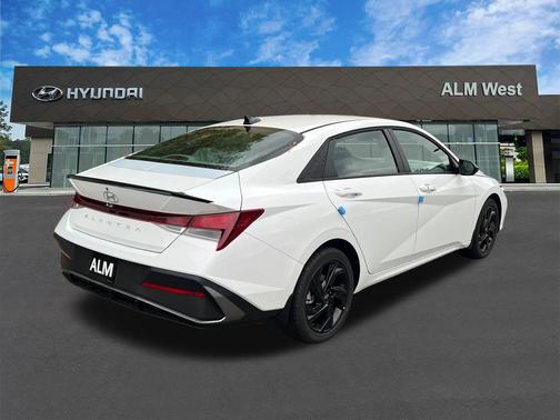 2026 Hyundai ELANTRA Sport