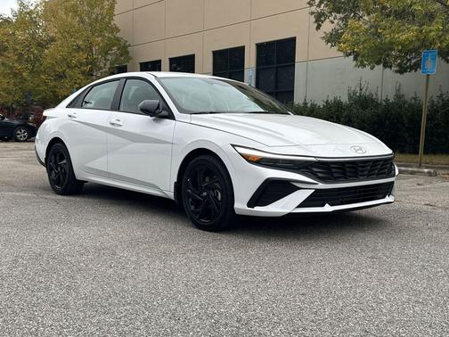 2026 Hyundai ELANTRA Sport