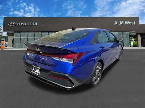 2025 Hyundai ELANTRA Sport