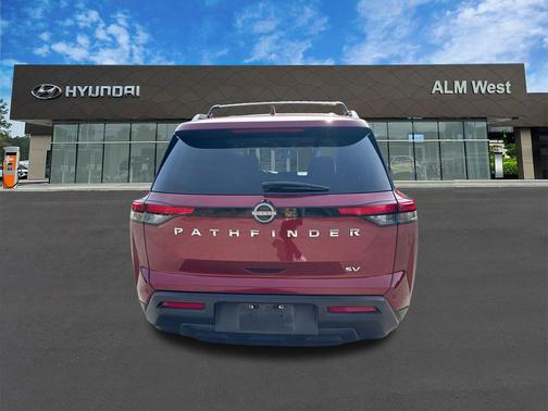 2022 Nissan Pathfinder SV 2WD