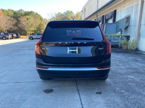 2025 Volvo XC90 B6 Plus 7-Seater