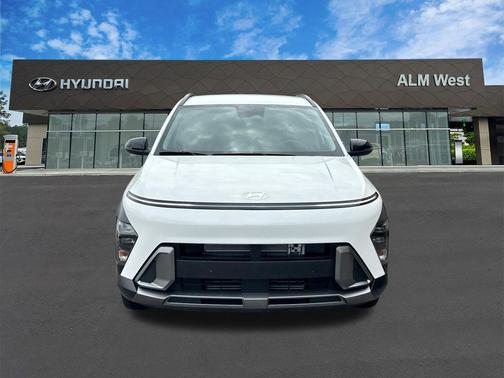 Atlas White 2026 Hyundai KONA SEL Premium