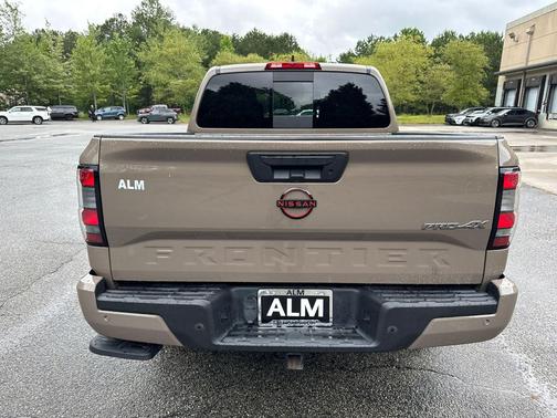 2023 Nissan Frontier PRO-4X