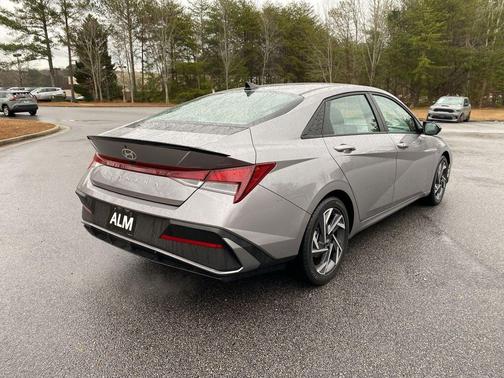 2025 Hyundai ELANTRA Sport