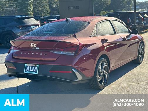 2025 Hyundai ELANTRA Sport