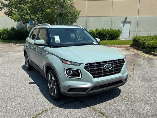 2025 Hyundai VENUE Limited