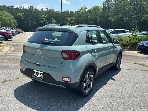 2025 Hyundai VENUE Limited