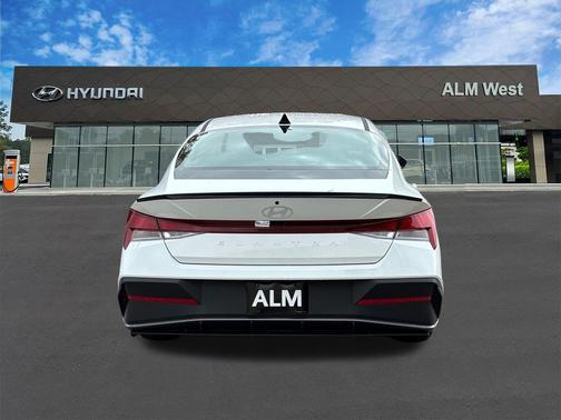 2026 Hyundai ELANTRA Sport