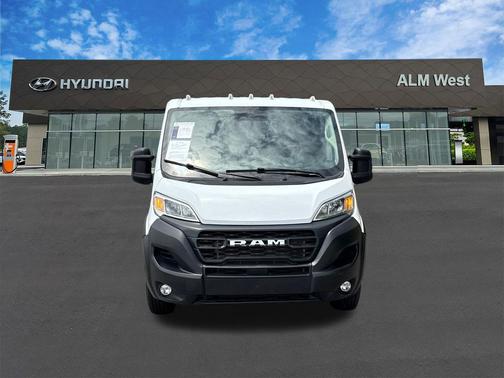 Bright White Clearcoat 2025 RAM ProMaster 2500 Tradesman