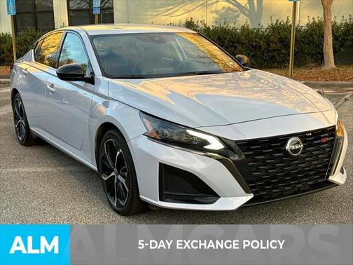 2023 Nissan Altima SR FWD