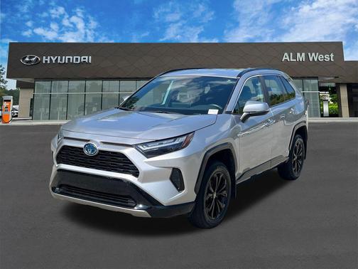 2023 Toyota RAV4 Hybrid SE