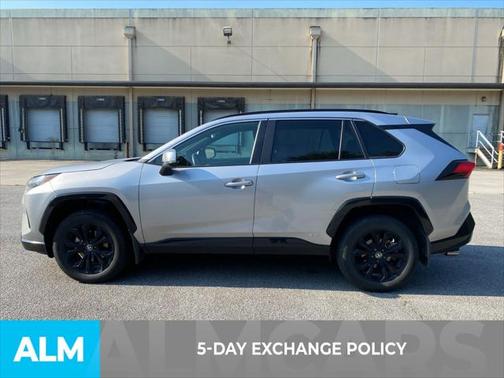 2023 Toyota RAV4 Hybrid SE