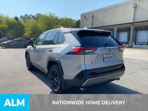 2023 Toyota RAV4 Hybrid SE
