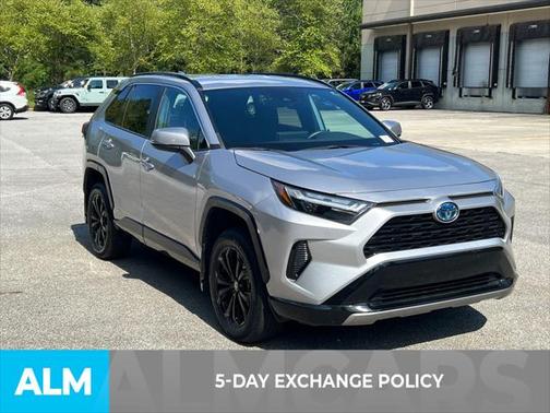 2023 Toyota RAV4 Hybrid SE