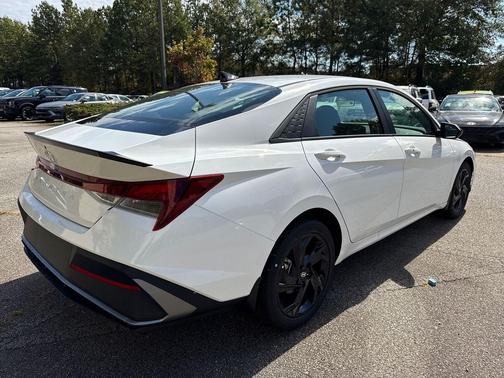 2026 Hyundai ELANTRA Sport