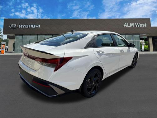 2026 Hyundai ELANTRA Sport