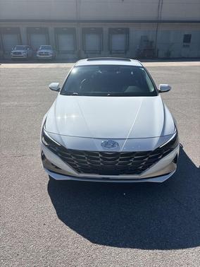2022 Hyundai ELANTRA HEV Limited