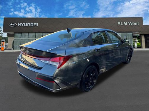 2026 Hyundai ELANTRA Sport