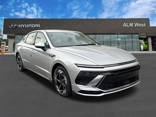 2026 Hyundai SONATA SEL