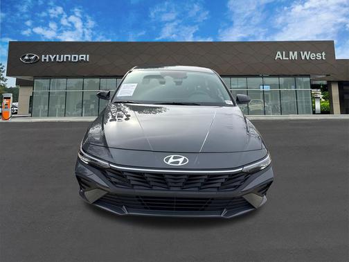 2025 Hyundai ELANTRA Sport