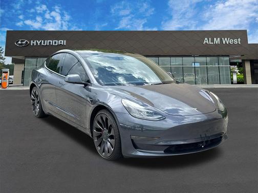 Black 2023 Tesla Model 3 Performance