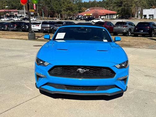 2022 Ford Mustang EcoBoost Premium