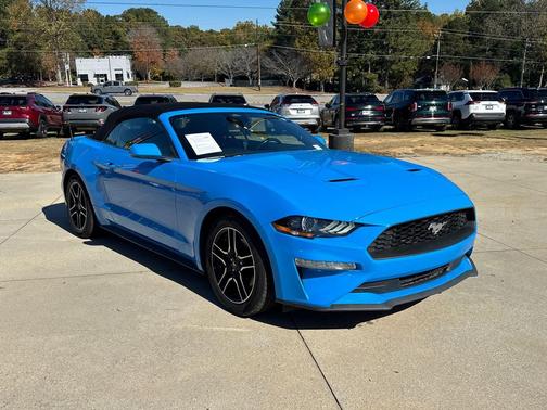 2022 Ford Mustang EcoBoost Premium