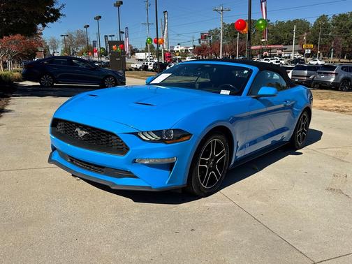 2022 Ford Mustang EcoBoost Premium