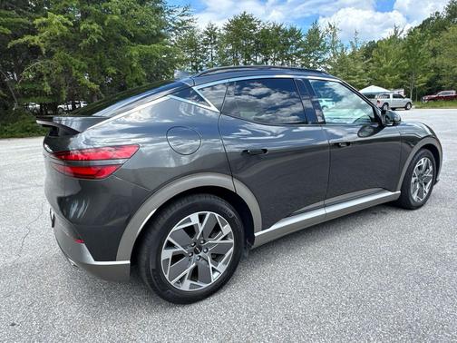 2024 Genesis GV60 Standard RWD