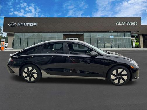 2025 Hyundai IONIQ 6 SE