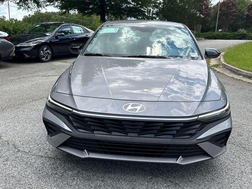 2025 Hyundai ELANTRA Sport
